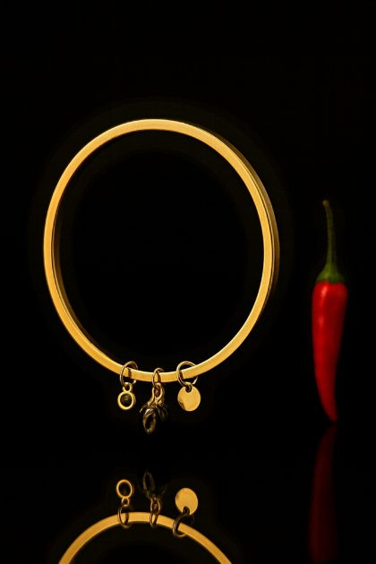 BRACCIALE RIGIDO PIATTO HOTDAISY NERO COD. RIPSC03N