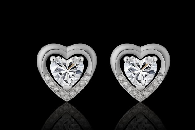 LINEA CUORE - ORECCHINI PUNTI LUCE