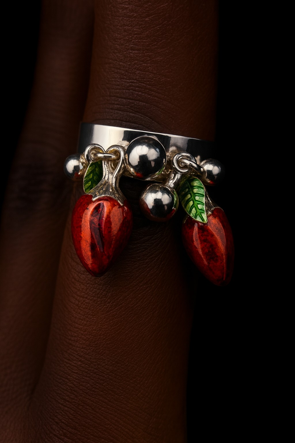 RING HOTDAISY CHILI RED AND SILVER