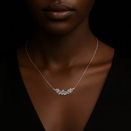 NATURE INSPIRATION LINE - LEAF OF LIGHT NECKACE